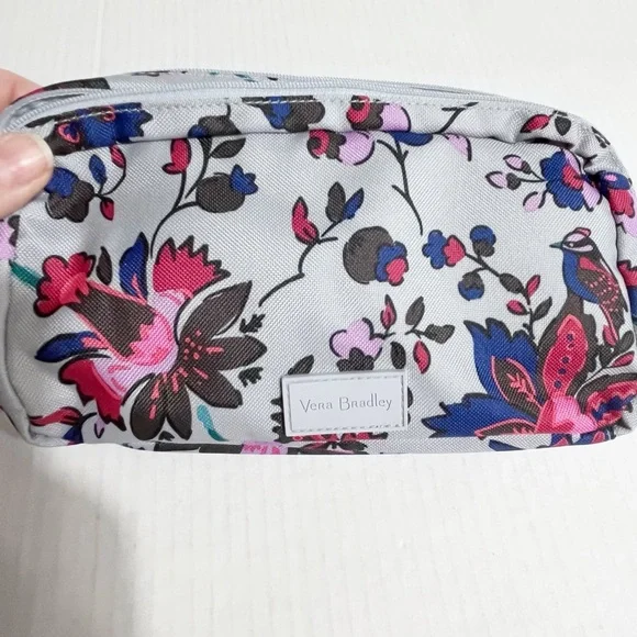 Vera Bradley Lighten Up Deluxe Organizer Vineyard Floral - Picture 5 of 7